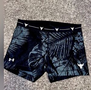 Under Armour Black Compression Shorts Xl.